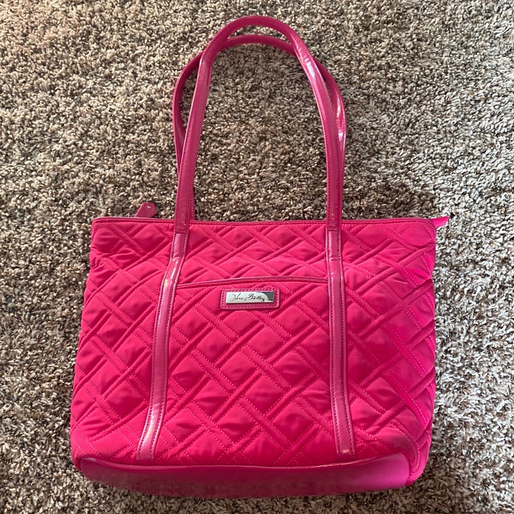 Vera Bradley Small Trimmed Vera in Deep Pink